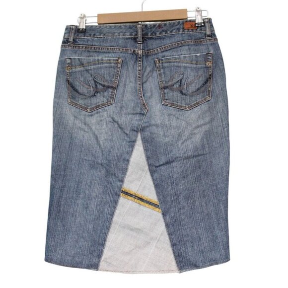Y2K Denim Skirt Size 4 Knee Length Blue Patchwork Boho Festival Pockets - Picture 6 of 10